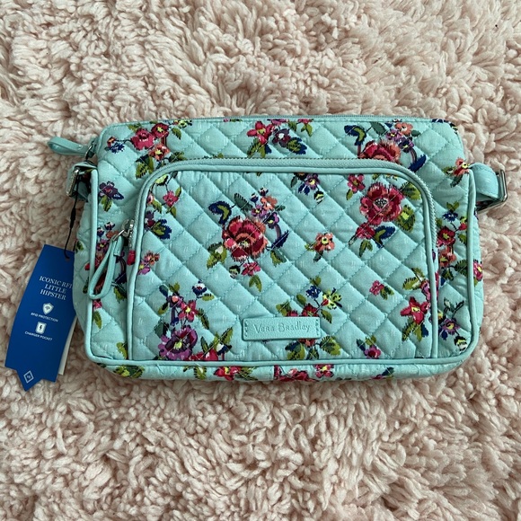 Vera Bradley Handbags - Vera Bradley Iconic RFID Little Hipster